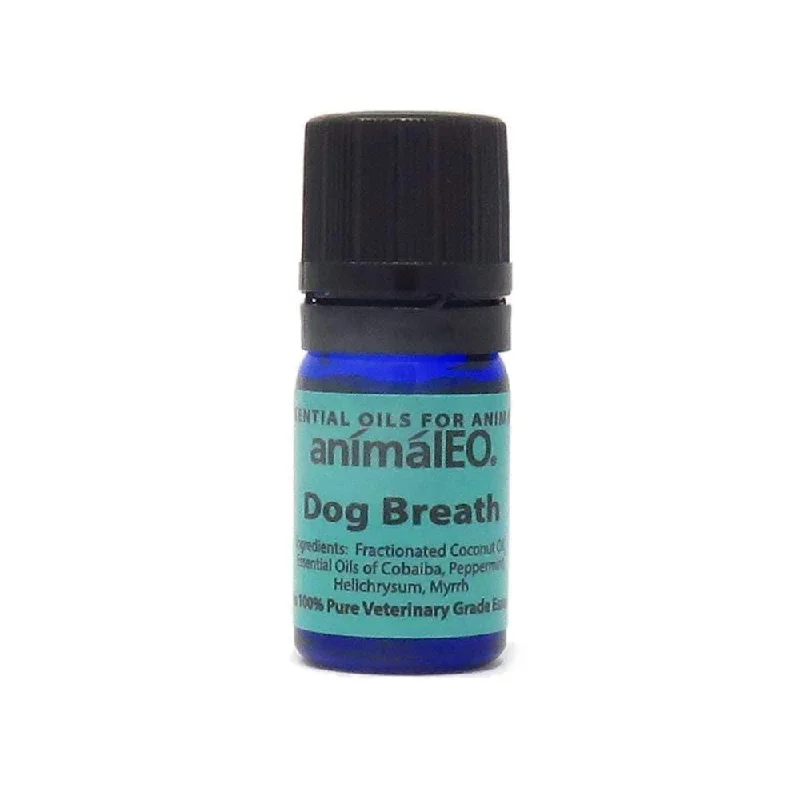 Dog Breath to Improve Dog Oral Health by animalEO